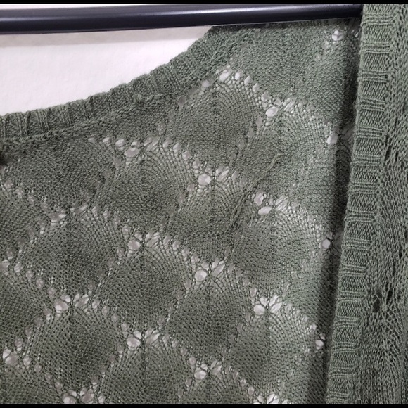 Free People Knitted V-Neck Button Down Cardigan - Picture 8 of 9